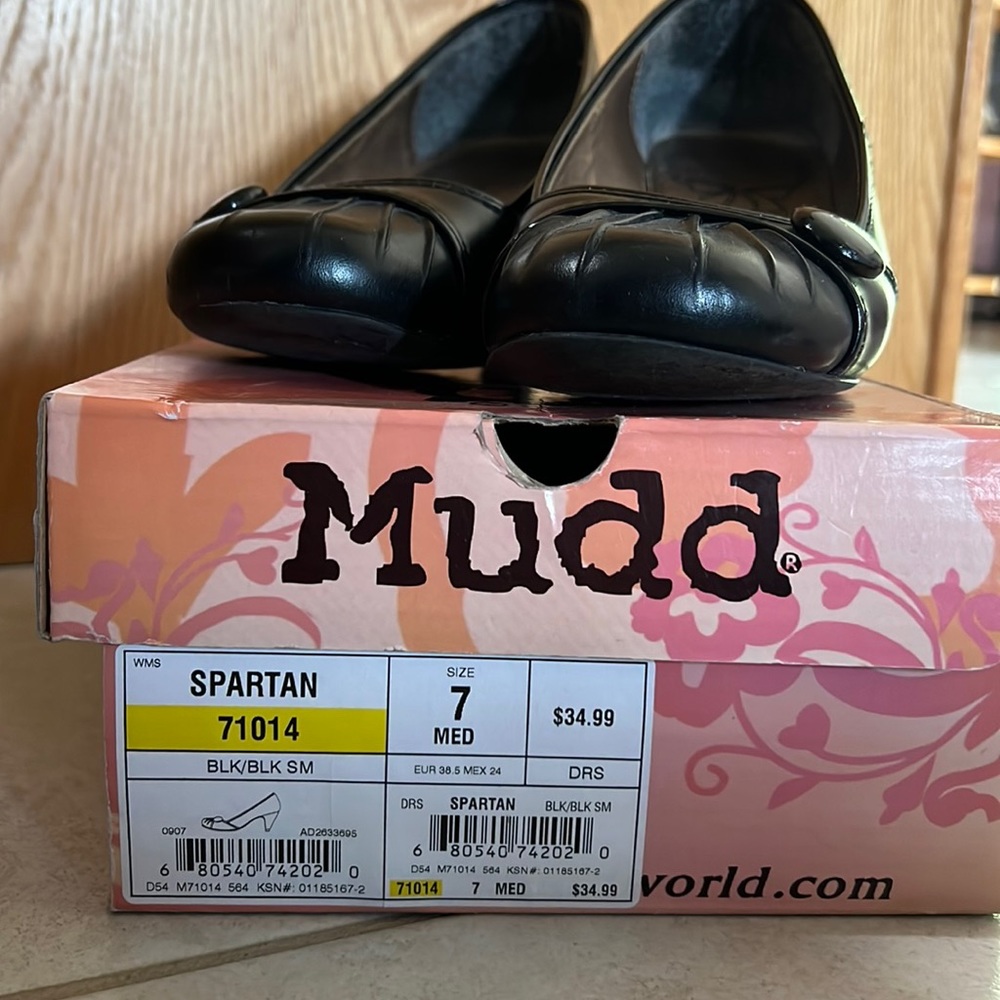 Women’s shoes